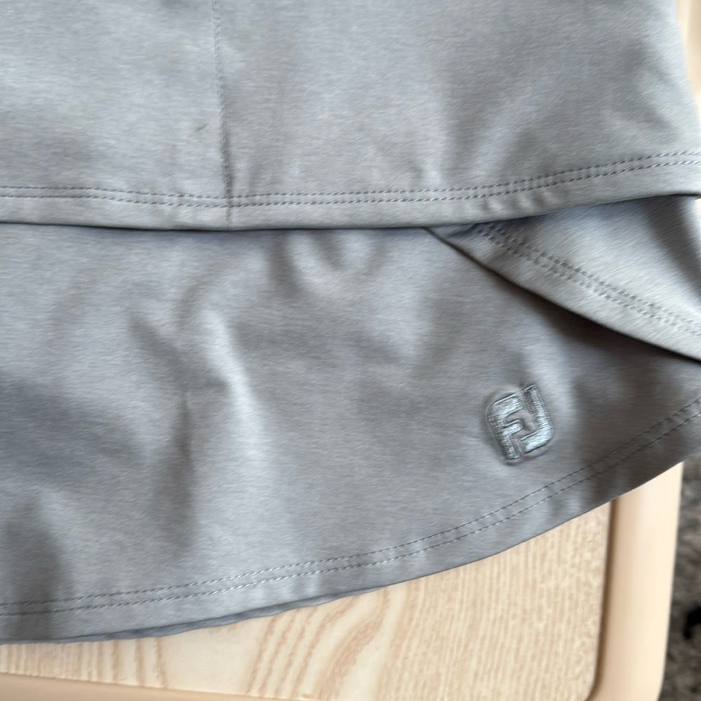 Foot joy layered skirt
